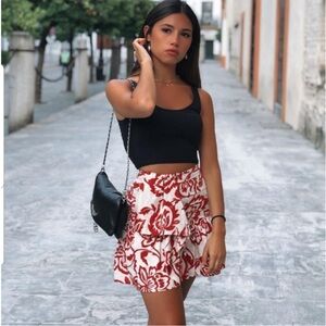 Zara Red and White‎ Poplin Mini Skirt High Waist Ruffle Summer Vacation Sz XS
